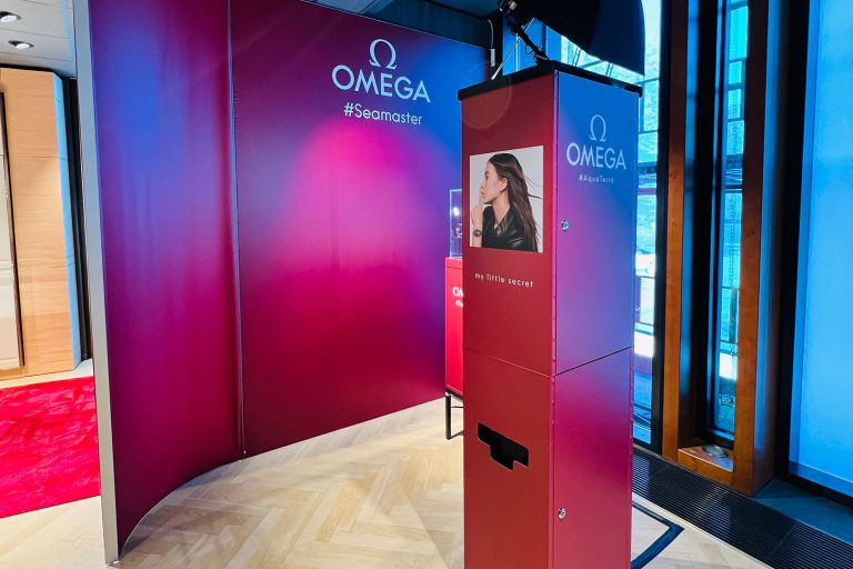 Omega pop up