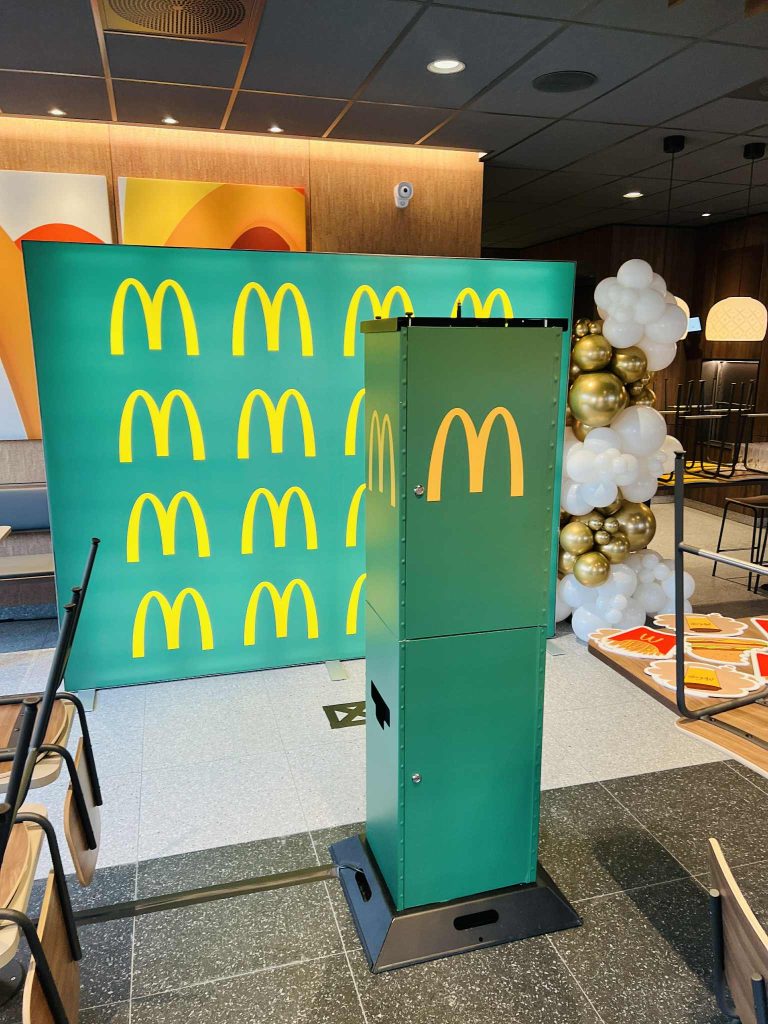 McDonalds Full branding